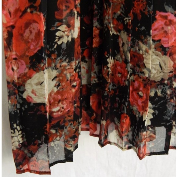 Forever 21 Contemporary Floral Pleated Skirt S M - Picture 2 of 6